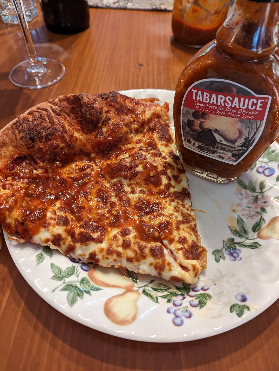 Pizza + Tabarsauce